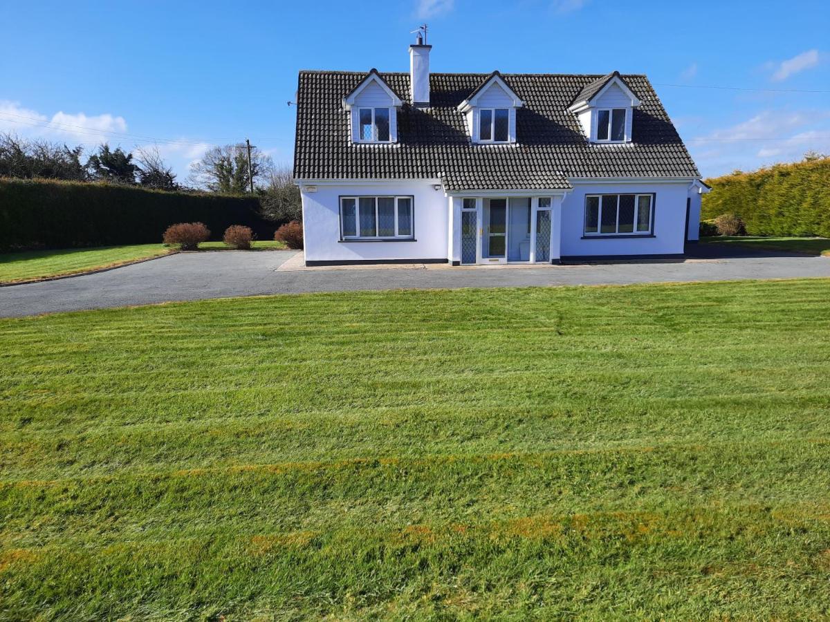 4 Bedroom, 15 Min To Limerick City Quiet Retreat. Luaran gambar