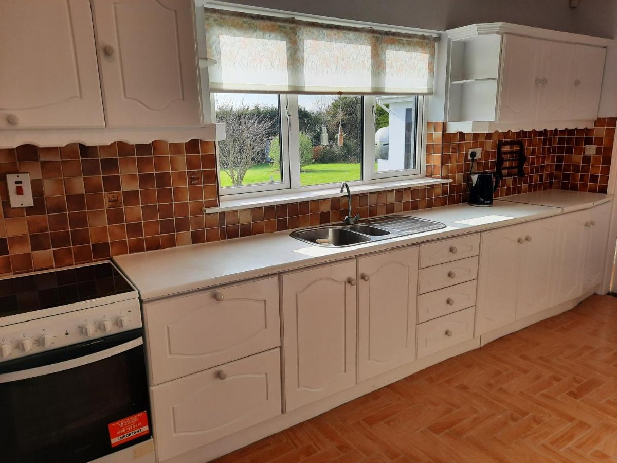 4 Bedroom, 15 Min To Limerick City Quiet Retreat. Luaran gambar