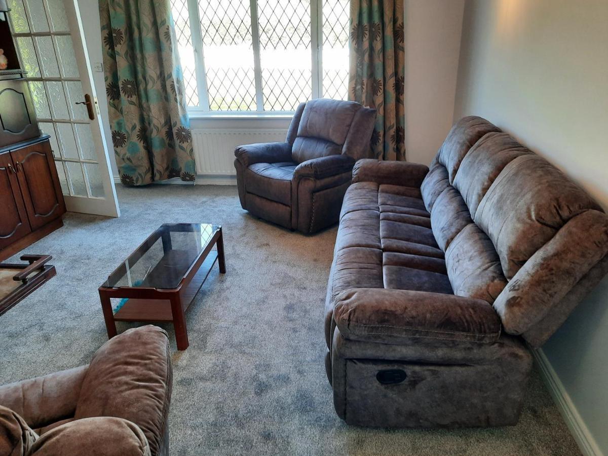 4 Bedroom, 15 Min To Limerick City Quiet Retreat. Luaran gambar